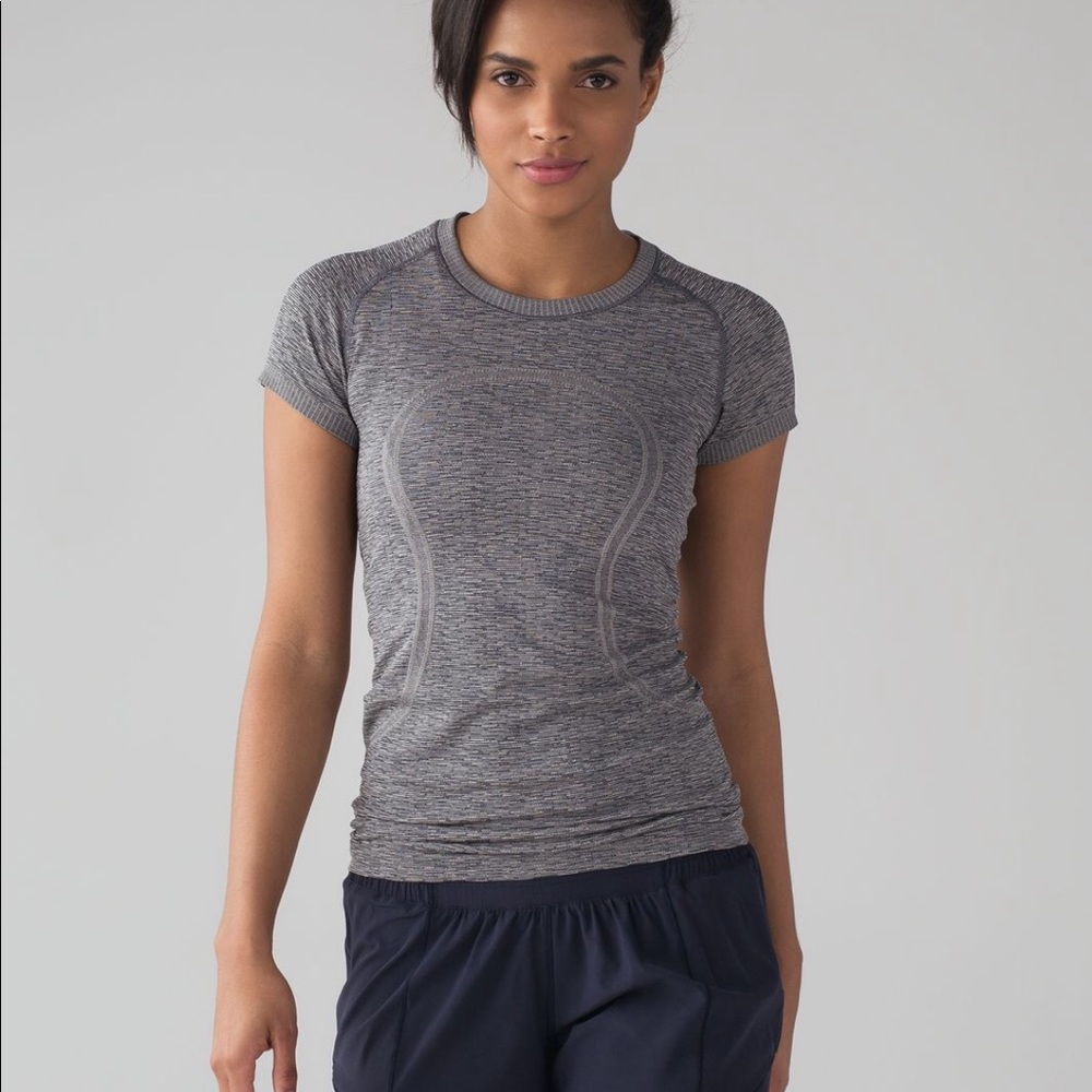 Lululemon swiftly tech as crew shirt